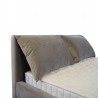 Łóżko River tapicerowane z poduszkami